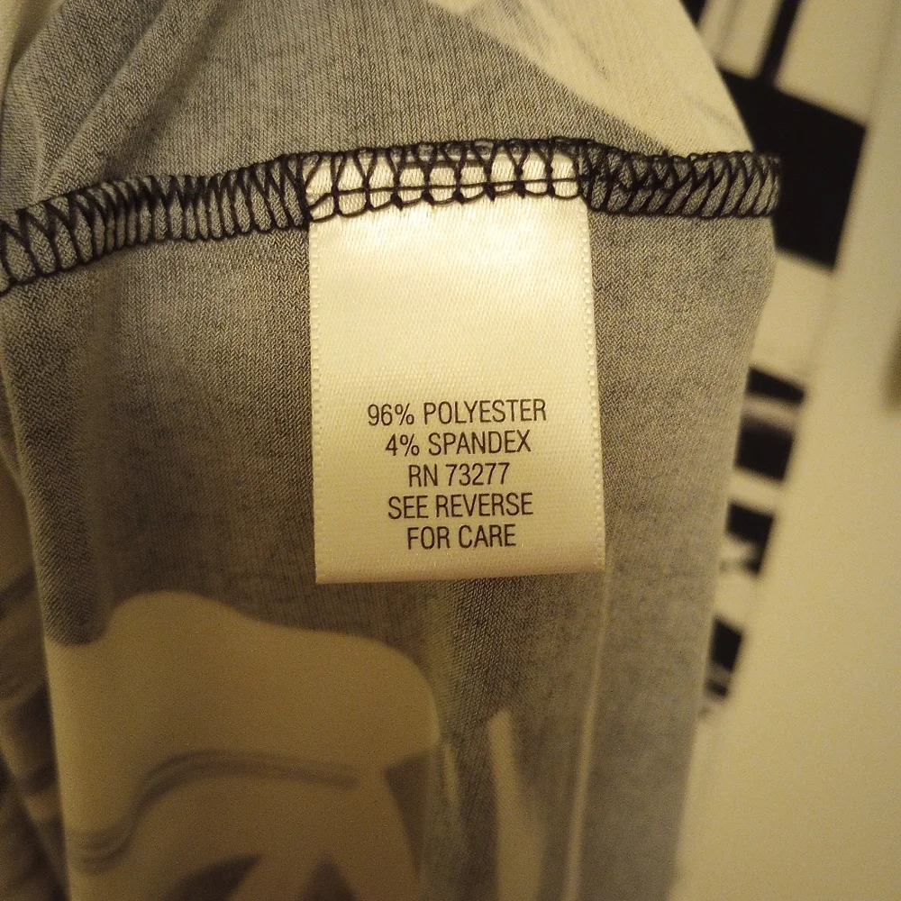 Apt 9 black and white abstract print dress. XS - Picture 5 of 6